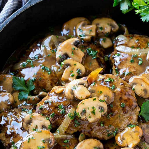 Sizzle Steak & Veggies with Mushroom Gravy